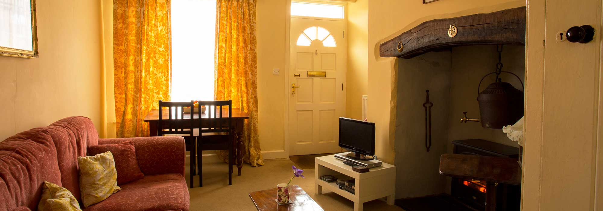 Town Cottage, Llanidloes