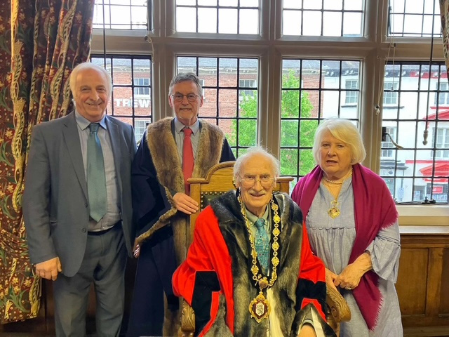 Llanidloes Town Council